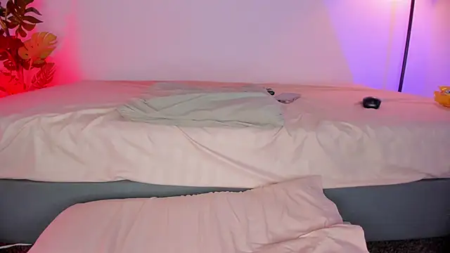 hot booty  online show from 16, 3, 2026