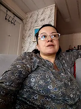 Sonialorens  online show from 7, 7, 2026