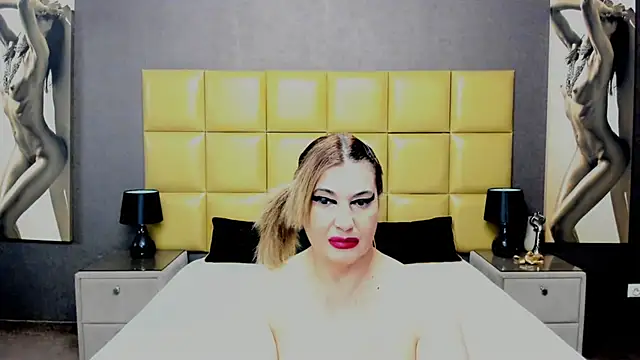 KiraLeila online show from 2, 3, 2025