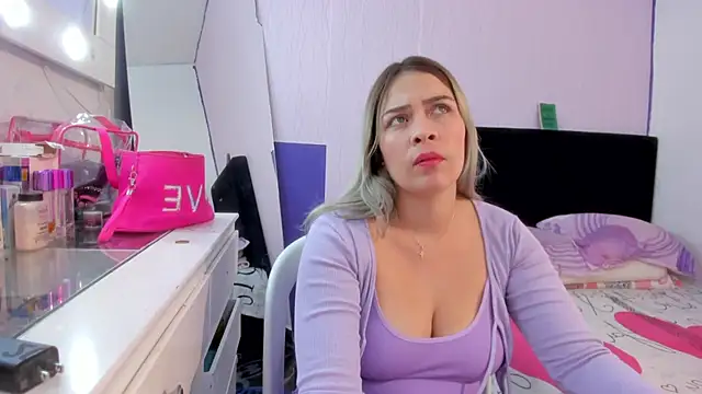 Snapshot of Byanca_Winklar chatting on 11, 2, 2025 Byanca Winklar online show from 11, 2, 2025