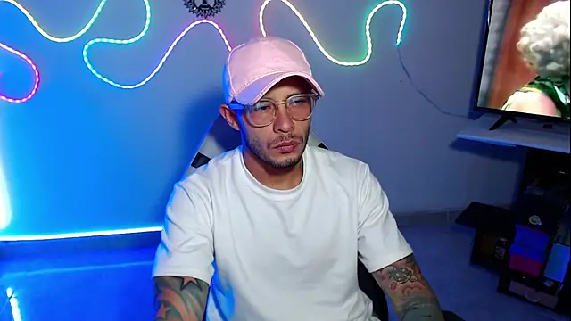 sebastian horny online show from 13, 9, 2025