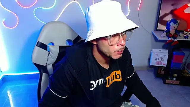 sebastian horny online show from 3, 10, 2025