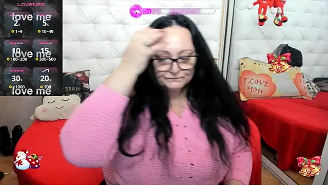 Snapshot of lady_lauren chatting on 1, 2, 2025 lady lauren online show from 1, 2, 2025