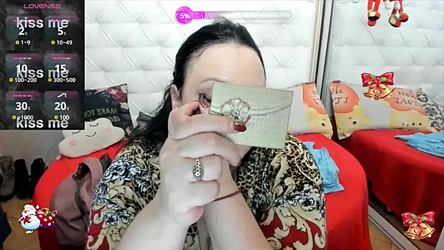 Snapshot of lady_lauren chatting on 3, 2, 2025 lady lauren online show from 3, 2, 2025