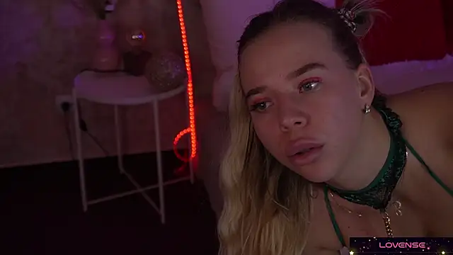 Sexy Ira online show from 4, 2, 2025