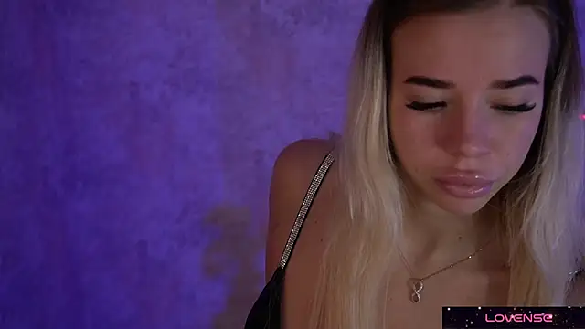 Sexy Ira online show from 7, 2, 2025