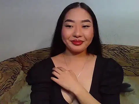 Snapshot of Aleksa_Blackdream chatting on 3, 10, 2025 Aleksa Blackdream online show from 3, 10, 2025
