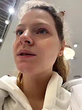 MaryHiggins online show from 28, 10, 2025