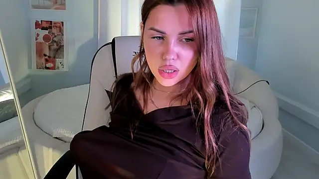 Roxana Wet  online show from 5, 6, 2026