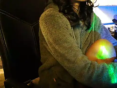 exude diya online show from 16, 1, 2025