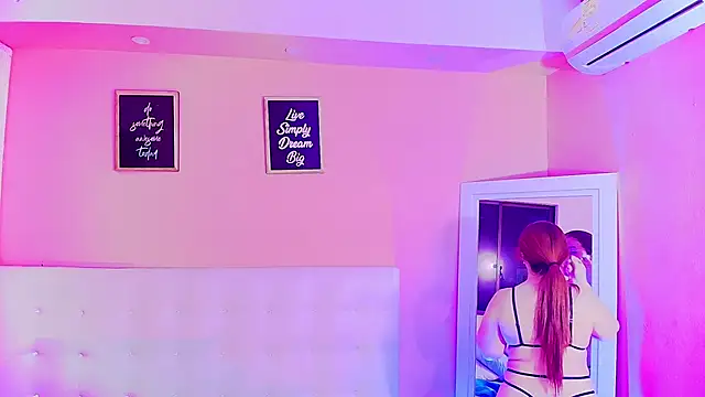 hotpawgmilf online show from 30, 1, 2025