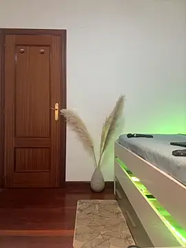 redheaddoll22 online show from 20, 1, 2025