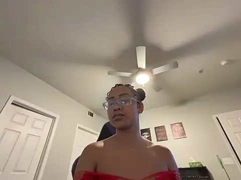 RylHoneyy online show from 7, 2, 2026