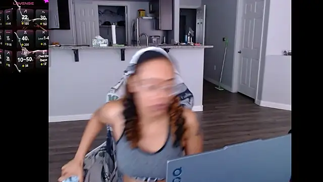 Snapshot of RylHoneyy chatting on 16, 6, 2026 RylHoneyy online show from 16, 6, 2026