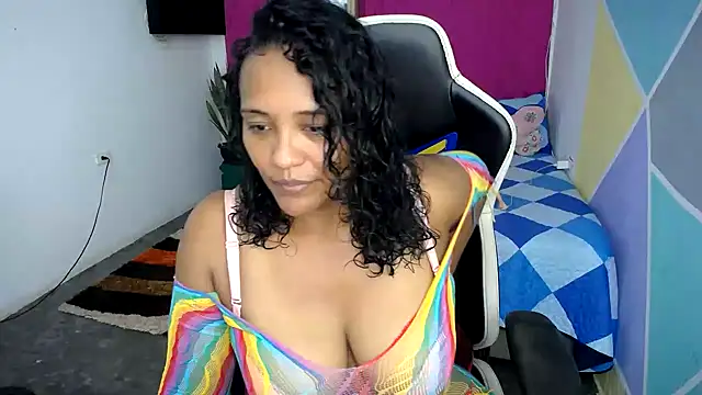 marysol83 online show from 2, 2, 2025