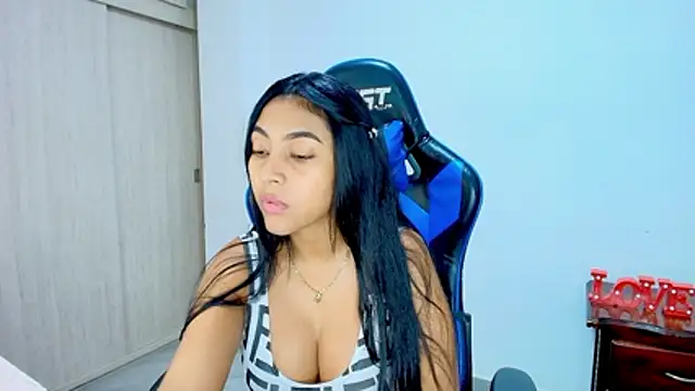 sophiax-x online show from 20, 12, 2025