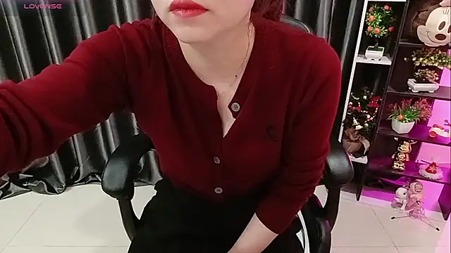 Yuki-yio online show from 6, 3, 2026