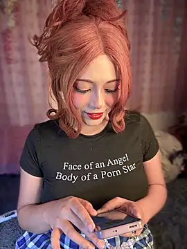 seraphine23 online show from 12, 12, 2024