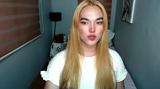 MoaningKylie online show from 18, 1, 2025