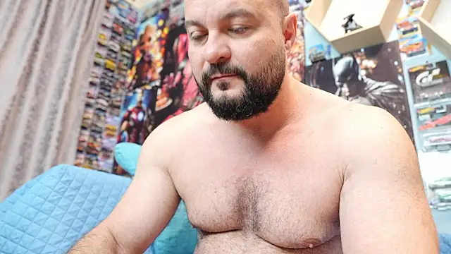 Muscle Bear online show from 1, 12, 2025