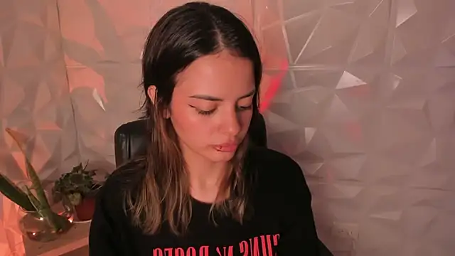 Snapshot of Abby_Saenz01 chatting on 3, 6, 2026 Abby Saenz01 online show from 3, 6, 2026