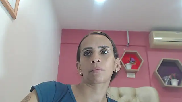 Amber Moore online show from 23, 9, 2025