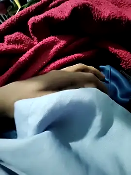 Snapshot of Krishna_kr_@xh chatting on 6, 11, 2025 Krishna kr xh online show from 6, 11, 2025