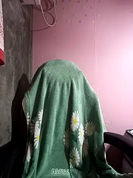 Cutie body11 online show from 31, 10, 2025