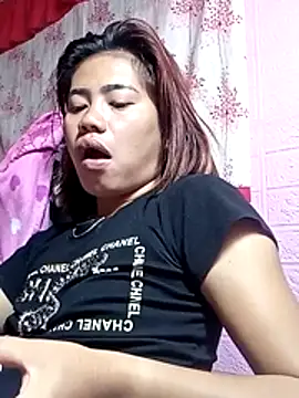 Snapshot of Cutie_body11 chatting on 2, 7, 2026 Cutie body11 online show from 2, 7, 2026
