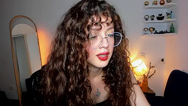 Cassandra Caiin online show from 30, 3, 2026