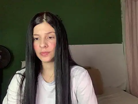 Estefani 32 online show from 6, 2, 2026