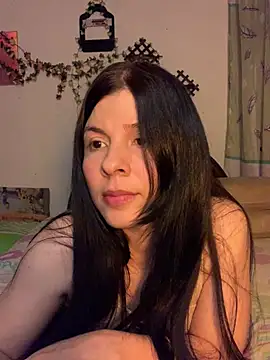 Estefani 32 online show from 30, 3, 2026