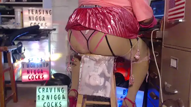 tgirljillforbbc online show from 28, 9, 2025