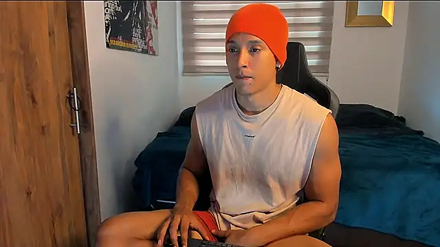 Liam V online show from 11, 12, 2024