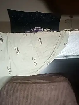 Snapshot of biggreen850 chatting on 6, 10, 2025 biggreen850 online show from 6, 10, 2025