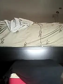 Snapshot of biggreen850 chatting on 11, 10, 2025 biggreen850 online show from 11, 10, 2025