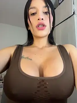 Emmily 19 online show from 1, 5, 2026