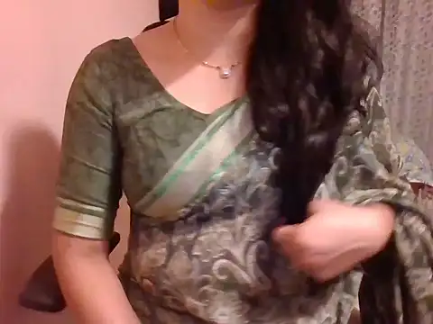 Snapshot of Pinky_4 chatting on 8, 2, 2025 Pinky 4 online show from 8, 2, 2025
