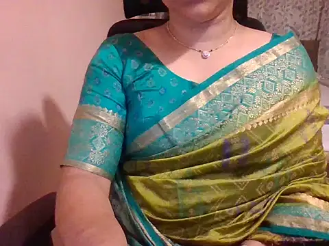 Snapshot of Pinky_4 chatting on 12, 9, 2025 Pinky 4 online show from 12, 9, 2025