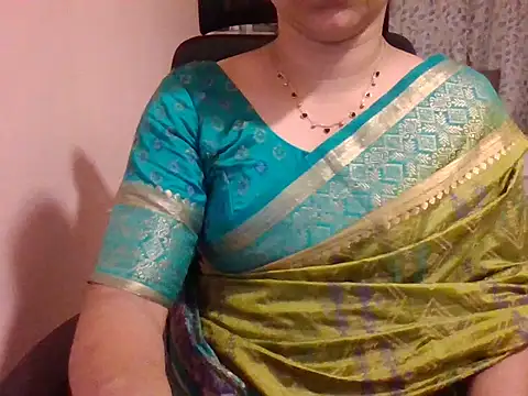 Snapshot of Pinky_4 chatting on 13, 9, 2025 Pinky 4 online show from 13, 9, 2025