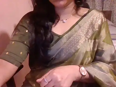 Snapshot of Pinky_4 chatting on 27, 9, 2025 Pinky 4 online show from 27, 9, 2025