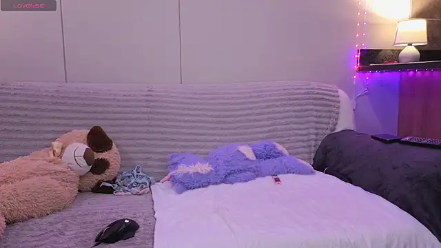 ScarletCarnal online show from 20, 12, 2025