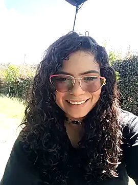 Simone Miller online show from 1, 2, 2025