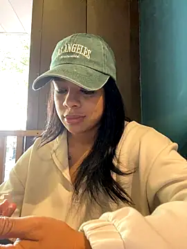 trianawhite online show from 11, 11, 2025