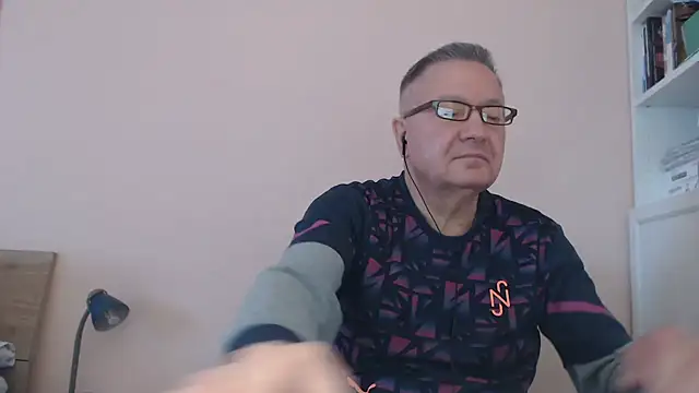 YOU6me online show from 11, 10, 2025