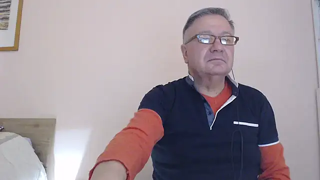 YOU6me online show from 21, 11, 2025