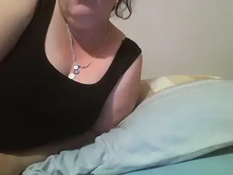 Snapshot of chubbypeach123 chatting on 8, 3, 2025 chubbypeach123 online show from 8, 3, 2025