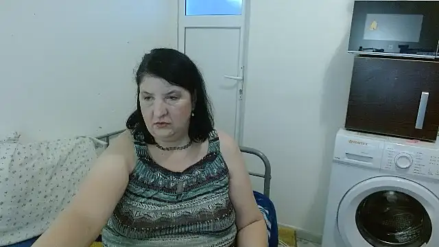 RidemerafSuzana online show from 14, 3, 2025