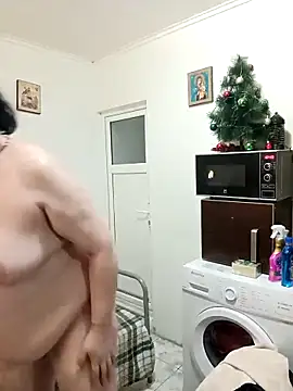 RidemerafSuzana online show from 15, 4, 2026