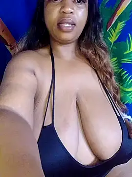 Snapshot of winterqueenx chatting on 15, 1, 2025 winterqueenx online show from 15, 1, 2025